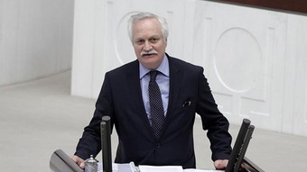 CHP eski Genel Başkan Yardımcısı Özçelik, partisinden istifa etti