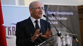 Mehmet Şimşek: Türk lirasındaki oynaklık önemli ölçüde azalmıştır