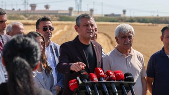 Özel: Erdoğan'ın grup konuşması tam bir Ahmet Kaya şarkısıdır