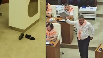 Antalya’da gergin meclis: Ayakkabı fırlatıldı, ayakkabı kutusu bırakıldı