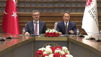 Fahrettin Altun İletişim Başkanlığı görevini yeni başkan Burhanettin Duran'a devretti