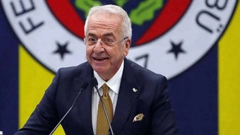 Fenerbahçe Başkan Vekili Erol Bilecik istifa etti