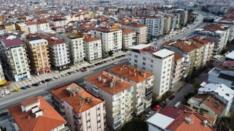 Faiz indirimi beklentisi konut piyasasını canlandırdı: 2025'e rekor beklentisi
