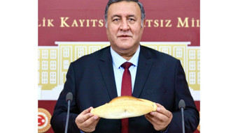 CHP Milletvekili Gürer: Vatandaşın sofrasından bu yılın başından beri 295 ekmek eksildi