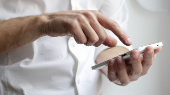 'Mobil telefonlar, tasarrufu yönetmeye olumlu katkı yaptı'
