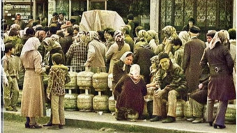 Mahfi Hoca "Eski Türkiye'de kuyruklar vardı" diyerek dalga geçenler için yazdı!