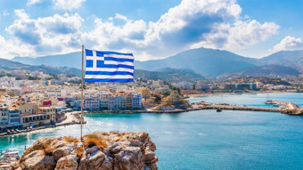 Yunanistan aşırı sıcak nedeniyle çalışma saatlerine sınırlama getirdi
