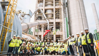 Bursa Çimento Modernizasyon Projesi'nde döner fırın ateşlendi