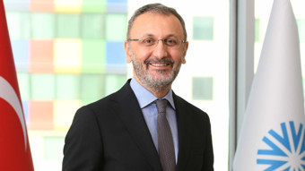 AK Parti'ye mi geçecek? Eyüpsultan Belediye Başkanı Özmen iddialara yanıt verdi