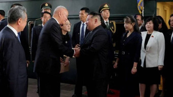 Kim Jong Un’un 12 yaşındaki kızı Pekin’de: Babasına eşlik ettiği ilk yurt dışı ziyareti