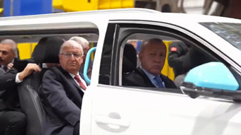 Cumhurbaşkanı Erdoğan 'ALTAY Tankı' teslim törenine Togg'un limuzin modeli ile geldi!