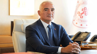 Bakan Ersoy açıkladı: Antalya ziyaretçi sayısında Cumhuriyet rekoru kırdı