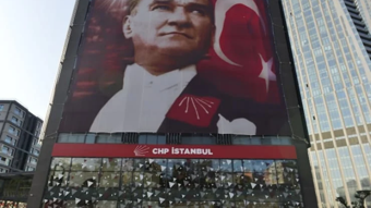 CHP’den çok sert kapatma tepkisi: 102 yıllık partiyi kapatacak anasının karnından doğmadı