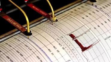Türkiye kıyılarında deprem alarmı! Kandilli duyurdu: Saatler içinde peş peşe sarsıntılar