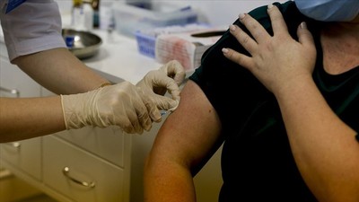 Ümit verici bir haber de AstraZeneca'dan: COVID-19 aşısı yüzde 90 etkili