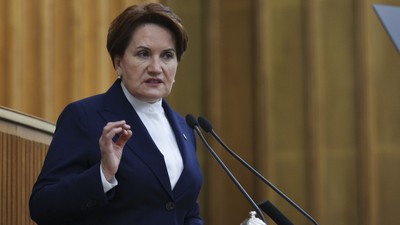 Akşener'den SMA tepkisi: Ailelerin içini acıtan söylem bir doktor olan bakana hiç yakışmadı