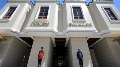 İçişleri: Metropollerde bombalı eylem hazırlığındaki 2 terörist yakalandı