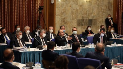 TBMM Plan ve Bütçe Komisyonu'nda 'kutsallaştırma' gerginliği