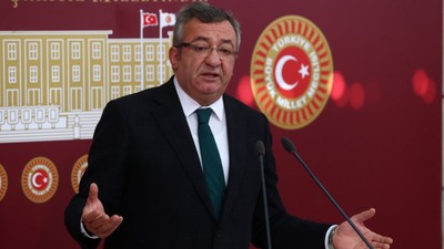 Altay: Erdoğan, Bahçeli’ye ‘beni bırakma’ mesajı vermiş olabilir