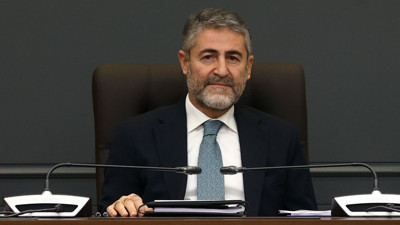 Bakan Nebati: Dolardaki artış kurun doğal salınımı