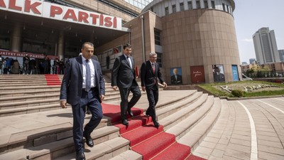 DP lideri Uysal, Kılıçdaroğlu ile görüştü