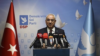 Aksakal'dan Suriyeli açıklaması: Türkiye sırtındaki kamburdan ivedilikle kurtulmalıdır