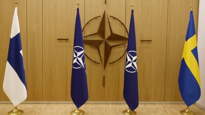 Finlandiya: NATO görüşmelerine ara verilmeli