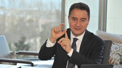 Babacan: Anayasa konusunda "istemezükçü" tavrımız olmayacak