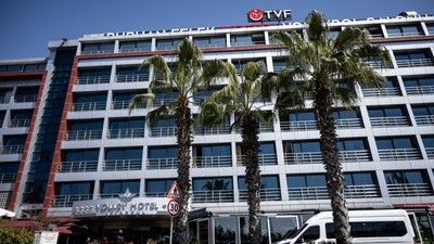 Otelin 6. katından düşen İtalyan voleybolcu hayatını kaybetti