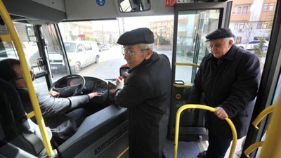 TÜED'den 65 yaş üstü kişileri ücretsiz taşımayanlara tepki