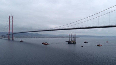 Çanakkale Boğazı'nda 247 metrelik tanker arıza yaptı: Gemi trafiği askıya alındı