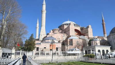 Ayasofya 40 milyon ziyaretçiyle rekor kırdı