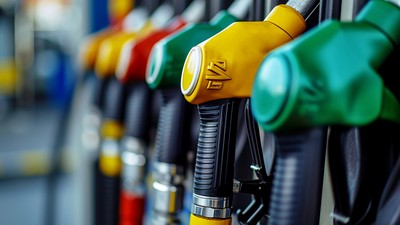 Benzine büyük zam, pompa satış fiyatlarına yansıdı (24 Ocak güncel akaryakıt fiyatları)