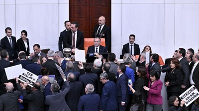 TBMM Başkanvekili Bekir Bozdağ: Alnım ak, başım dik