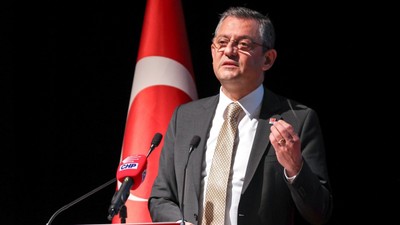 Lütfü Savaş aday olacak mı? Özgür Özel'den Hatay açıklaması