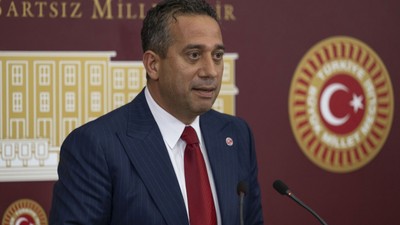 CHP'den asgari ücret ve emekli maaşları için çağrı: Tatile gidersek bu halkın yüzüne bakamazlar