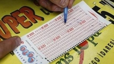 Kırşehirli Çılgın Sayısal Loto talihlisi 461 milyon TL'lik çekini aldı