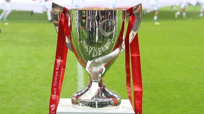 Galatasaray ve Trabzonspor, Türkiye Kupası için sahaya çıkıyor