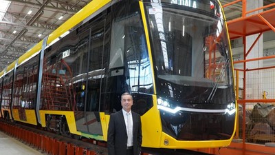 İzmir'in 22 araçlık tramvay ihalesini Bozankaya kazandı
