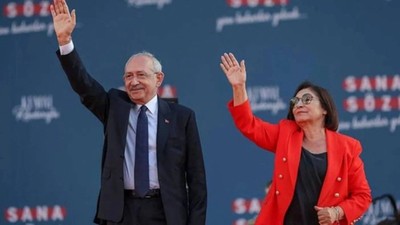 Selvi Kılıçdaroğlu'nun sosyal medya kararı: İkisinin de üzerini çizdi