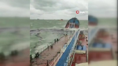 Karadeniz'de facia! Rusya’ya ait tanker battı: 1 kişi hayatını kaybetti