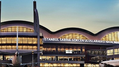 Sabiha Gökçen Havalimanı'nda kış şartlarına karşı ekipler hazır bekletiliyor