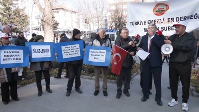 Emekliler ‘Emekliler Yılı’nın bitişini kutladı!