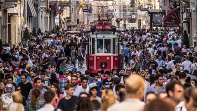 Türkiye 10 yılda 3,4 yaş aldı