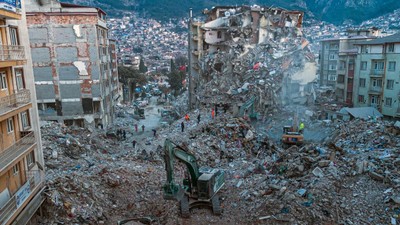 Kamunun deprem harcamaları iki yılda 75 milyar dolara ulaştı