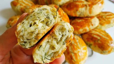 Poğaça hamuruna 1 kaşık ekleyin; Dereotlu poğaça kıyır kıyır oluyor ve ağızda dağılıyor