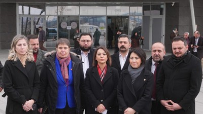 CHP heyeti, sahte içki sebebiyle tedavi altına alınanları hastanede ziyaret etti