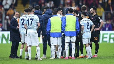 Galatasaray maçında sahadan çekilen Adana Demirspor ne ceza alacak?