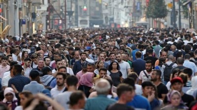 İstanbul'un en kalabalık ilçesinin nüfusu 57 ili geçti!