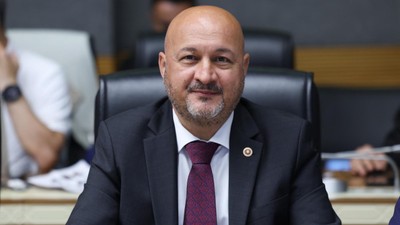 AK Partili Kurt: Depremden etkilenen illerde yapılandırma süreleri uzatıldı
